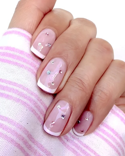 Какой маникюр популярен именно сейчас: топ-5 дизайнов