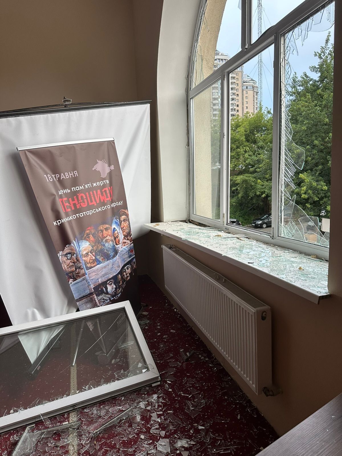 В Киеве в результате обстрела РФ была повреждена одна из крупнейших мечетей Украины. Подробности и фото