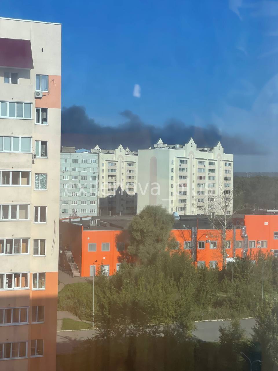 Під прицілом – стратегічний завод: дрони атакували російську Пензу, піднявся дим. Фото і відео