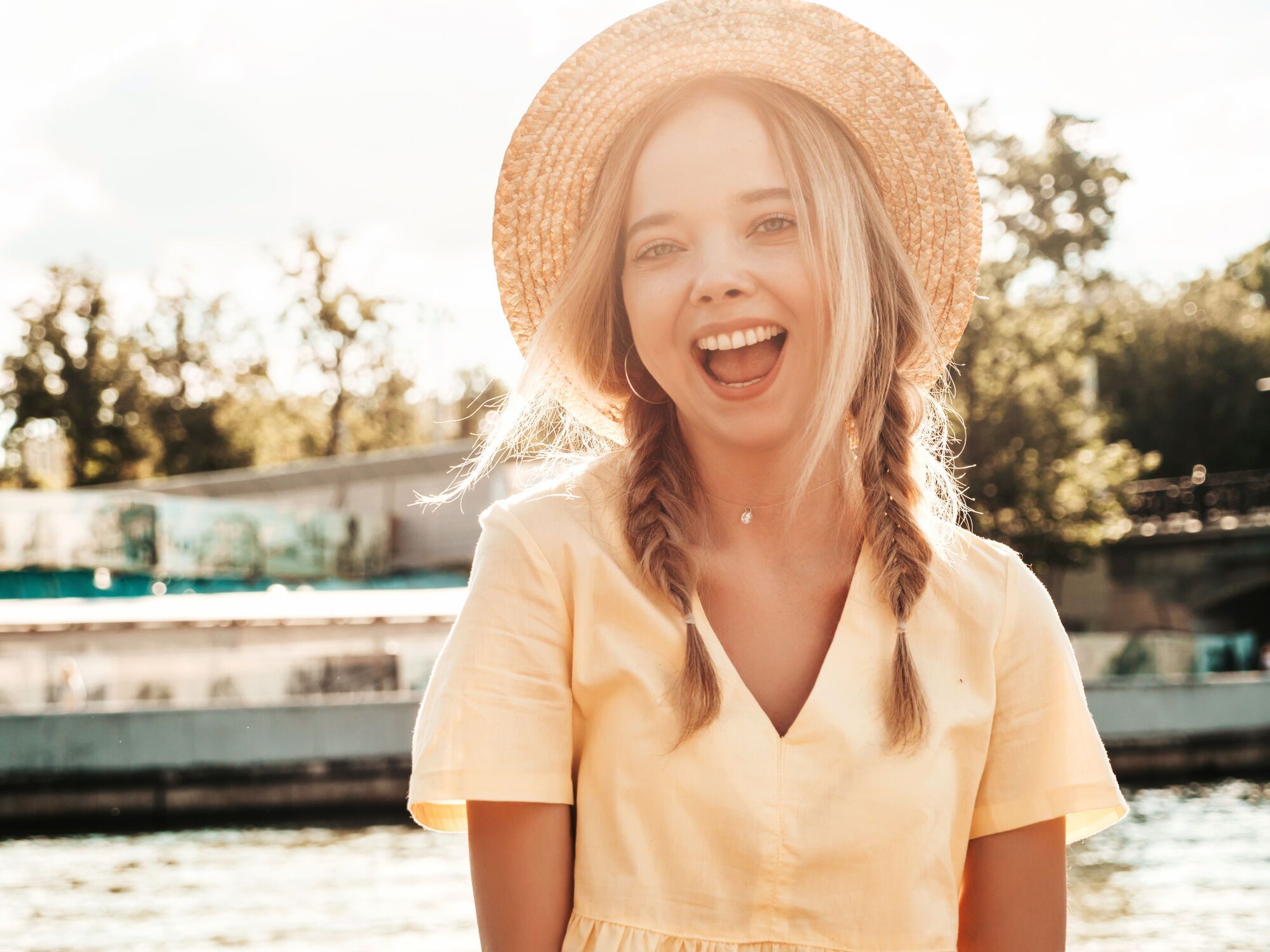 Что такое эстетика "островной девушки", захватившая TikTok: как быть в тренде