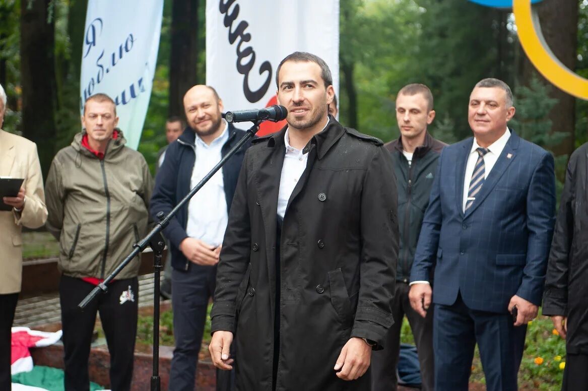 Кажуть про "самогубства": у мережі вказали на низку смертей російських топменеджерів з 2022 року