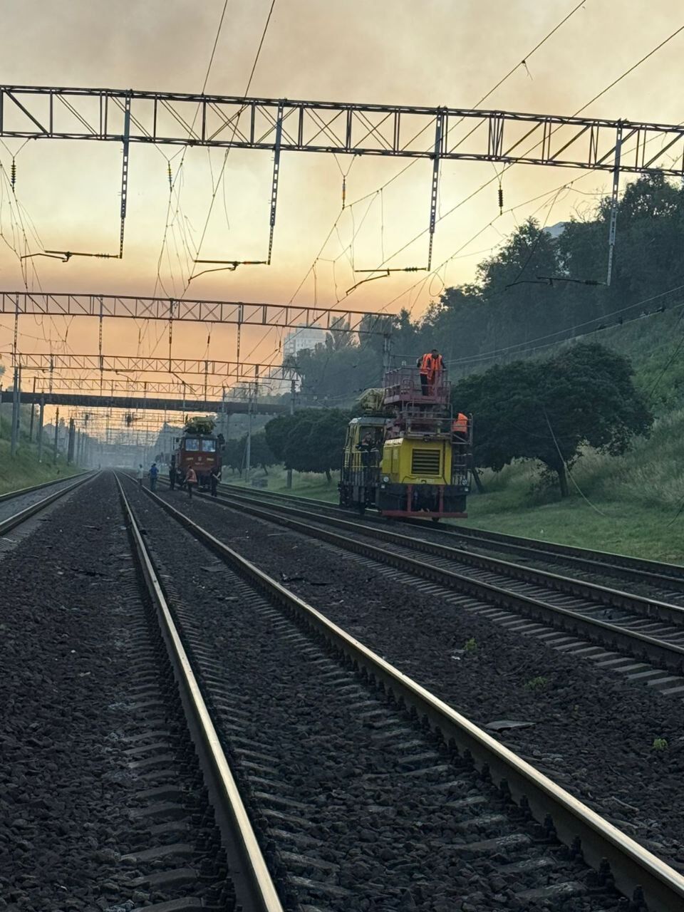 Пошкоджено залізницю
