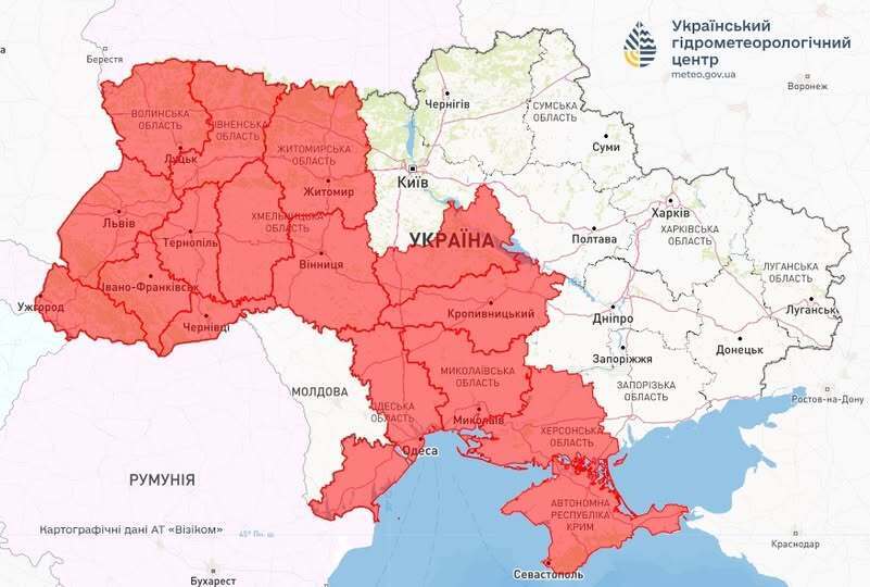 Негода почнеться вночі: в яких областях України очікуються дощі та шквали 5 липня. Карта
