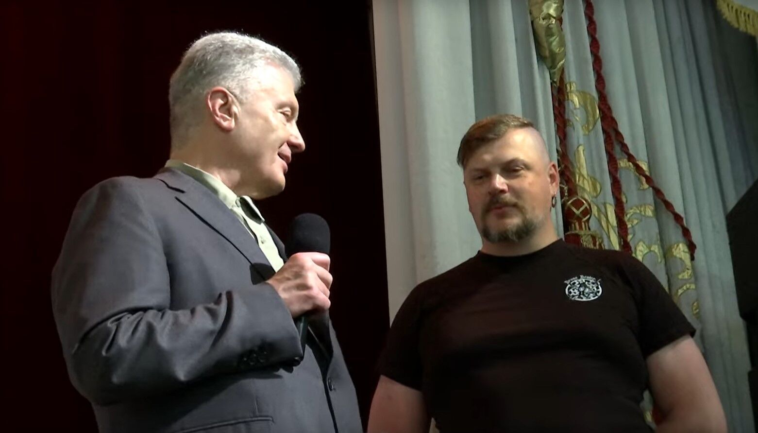 "Частіше перетинаємося на фронті, ніж у тилу": командир підрозділу "Серафими" подякував Порошенку за допомогу