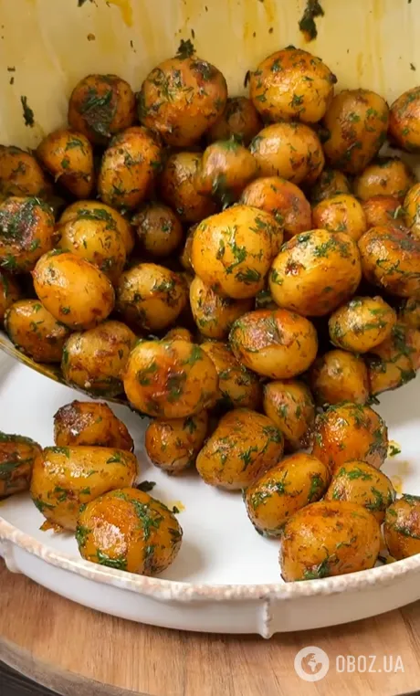 Лучше отварной: как вкусно пожарить молодую картошку на сковородке