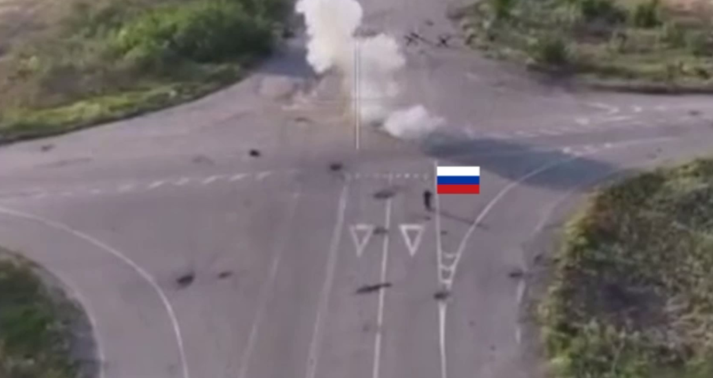 Росіяни відкрили вогонь по своєму військовому на Запорізькому напрямку, коли той намагався здатися в полон. Відео