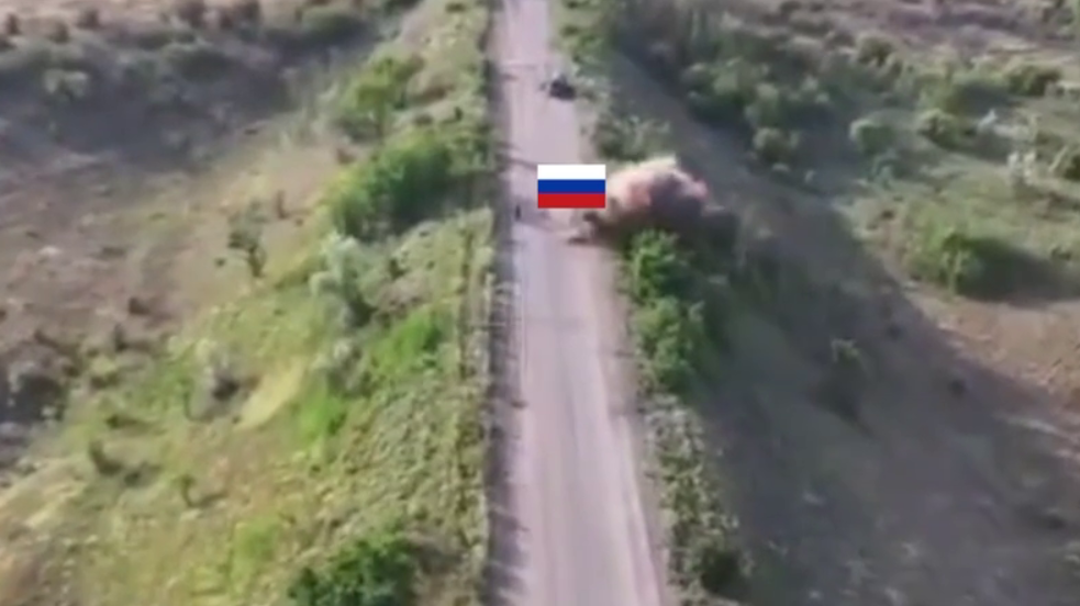 Росіяни відкрили вогонь по своєму військовому на Запорізькому напрямку, коли той намагався здатися в полон. Відео