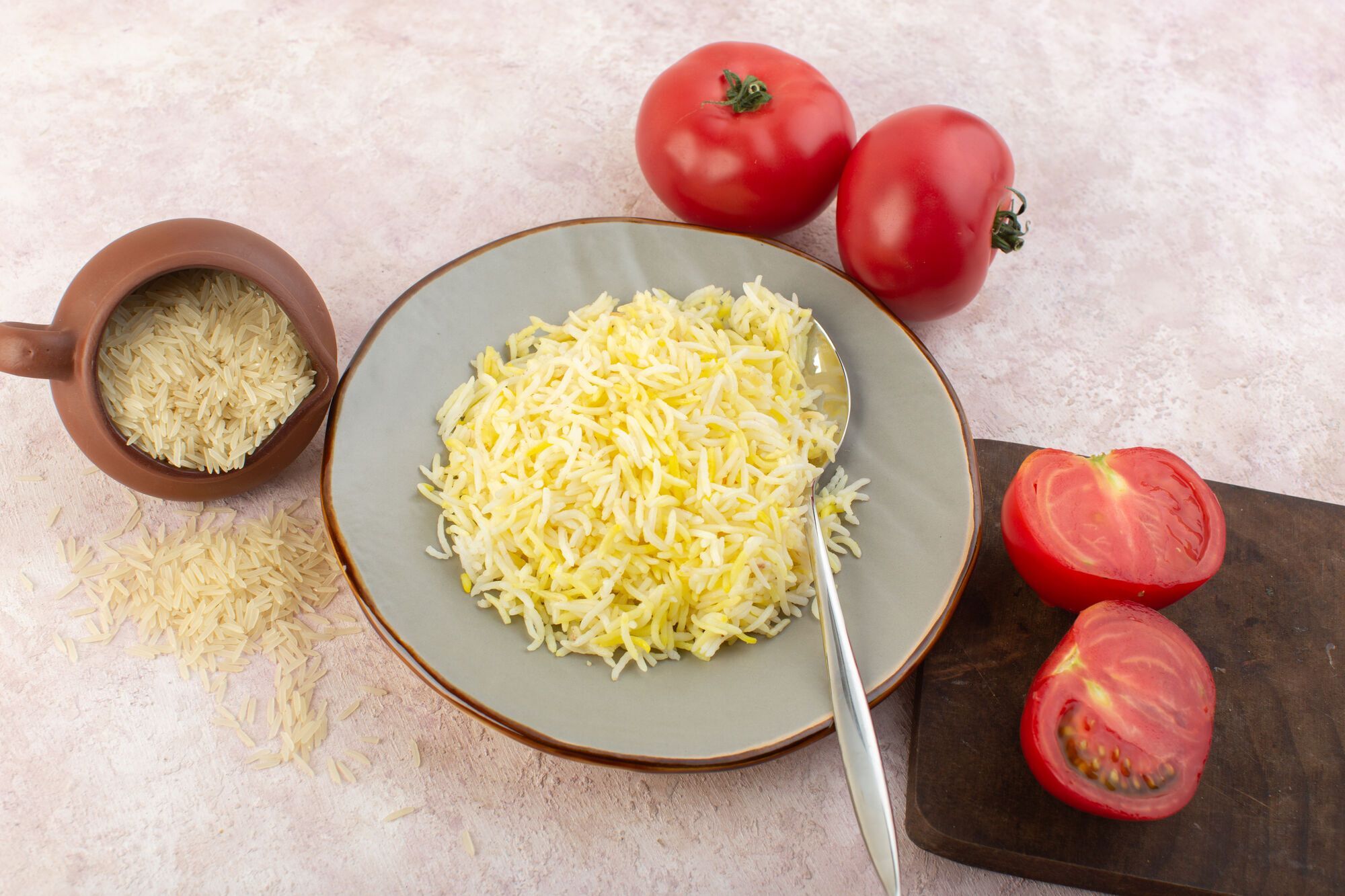 Никогда не варите так рис: будет слипаться и получится невкусным