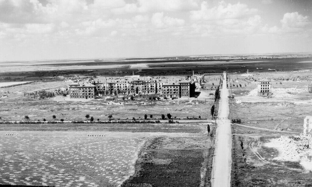 У мережі показали авіамістечко Полтави у 1945 році: архівне фото