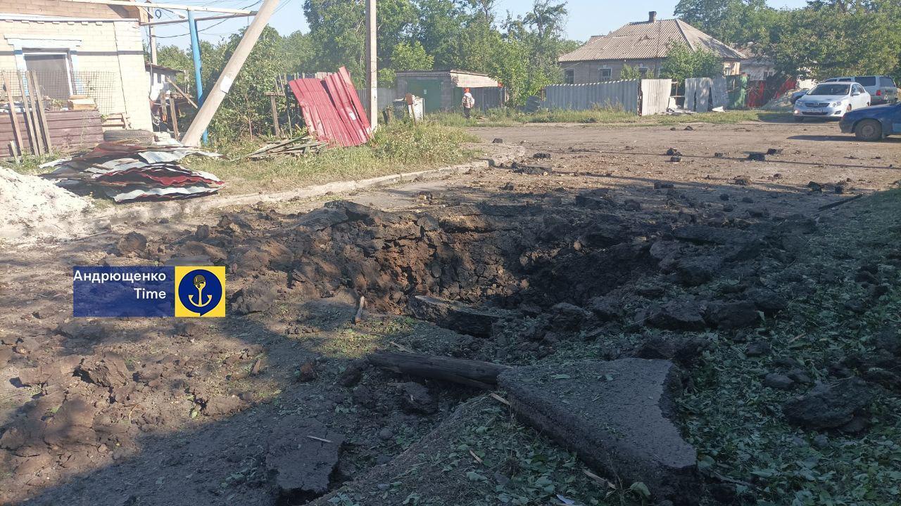 Заграву було видно здалеку: в Ясинуватій зафіксовано влучання в склад окупантів. Фото
