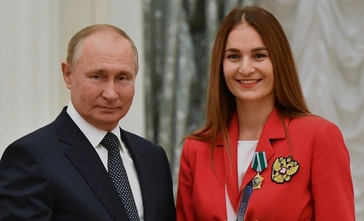 "Забыла, что такое братство": чемпион ОИ из РФ возмутился поведением Харлан