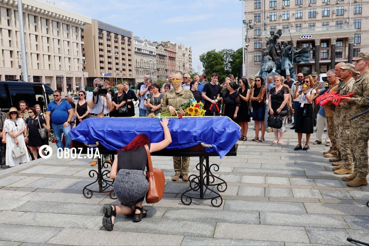 Вернулся на щите: в Киеве попрощались с военным, участником "Пласта" Романом Орищенко. Фото