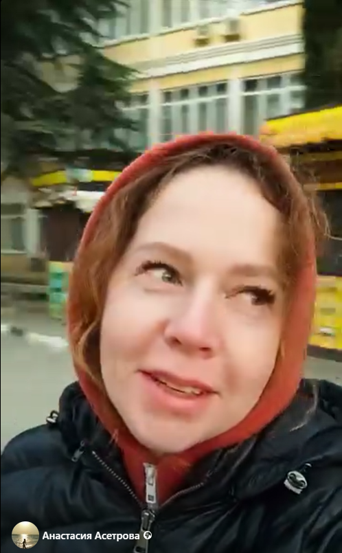 "Пляжи Крыма трещат по швам, а в Мариуполе возводят красивые дома": кто из блогеров врет об оккупированных украинских территориях