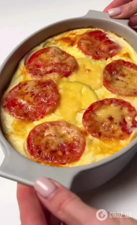 Сытная запеканка с курицей и кабачками: ленивый рецепт, который понравится всем