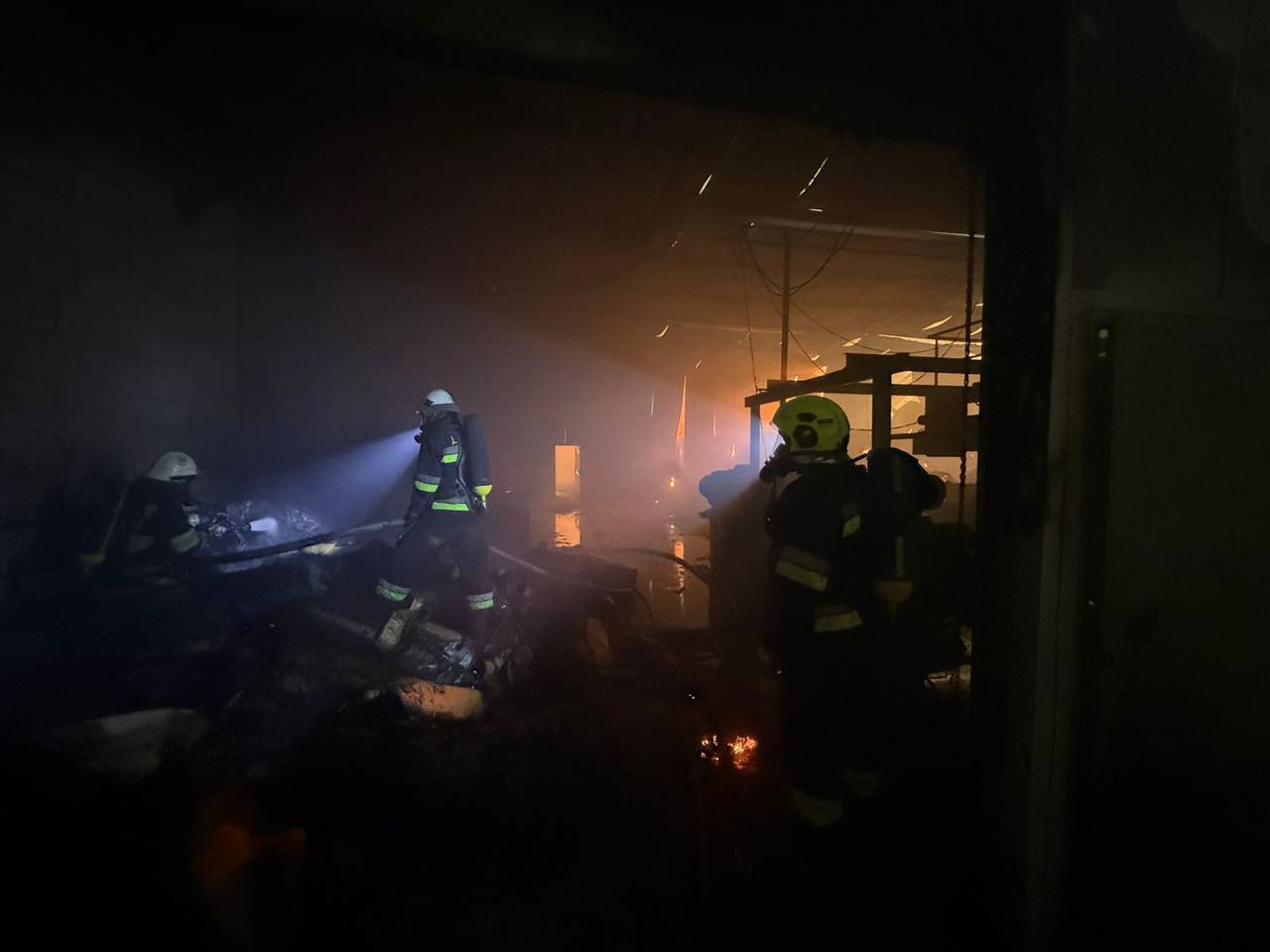 Окупанти атакували Білу Церкву: виникли масштабні  пожежі на території  підприємств. Фото