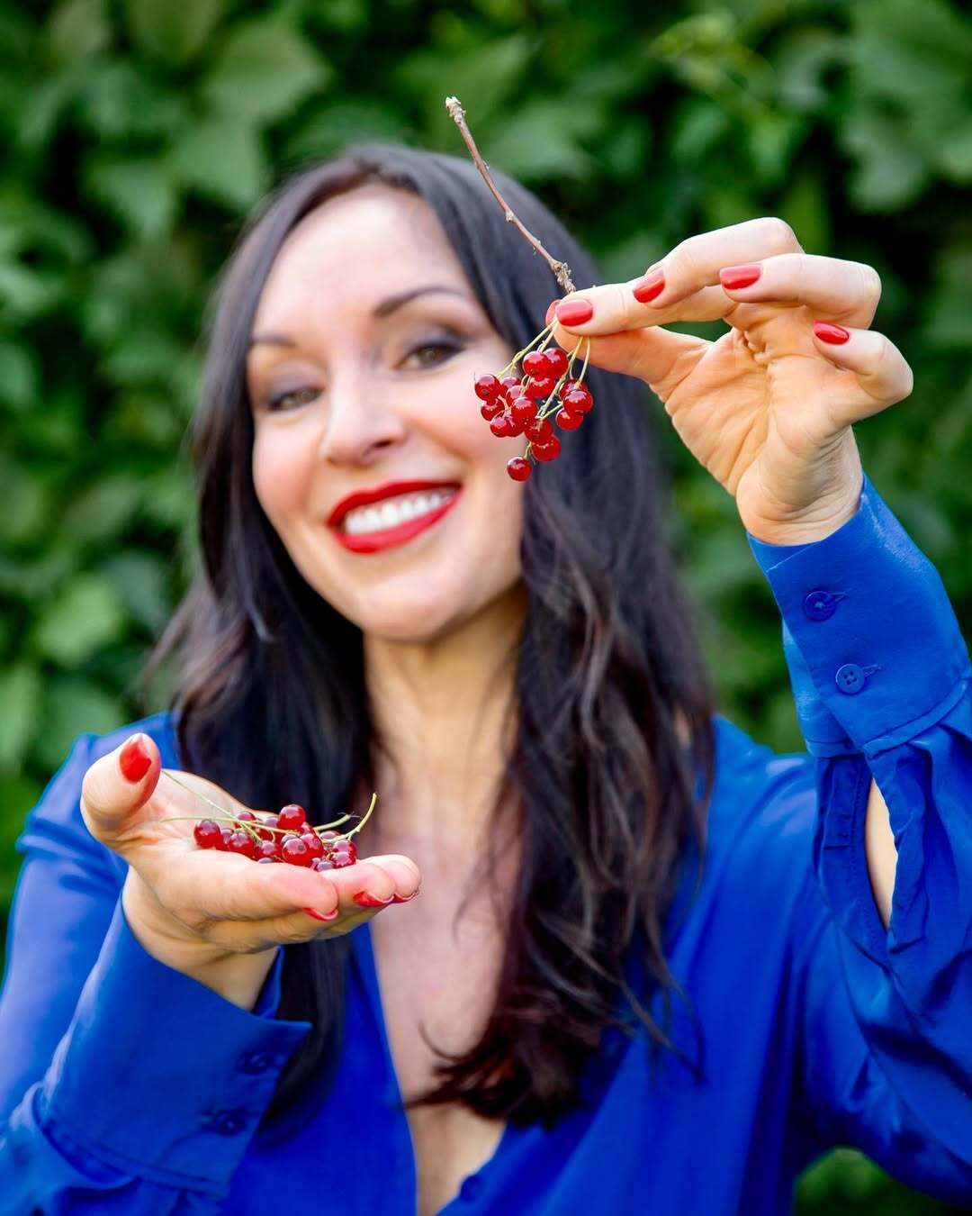 "Некоторые советуют: "Не говорите, сколько вам лет!" Звездный диетолог Оксана Скиталинская – о своих 60, гастрофашизме и рецептах жизни в войну