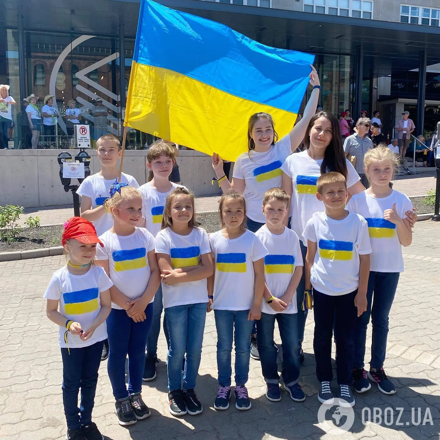 Діти працюють з 12 років, а зарплата вчителя в 7 разів вища, ніж в Україні. Українка – про школи в Канаді, де нема поборів і домашніх завдань
