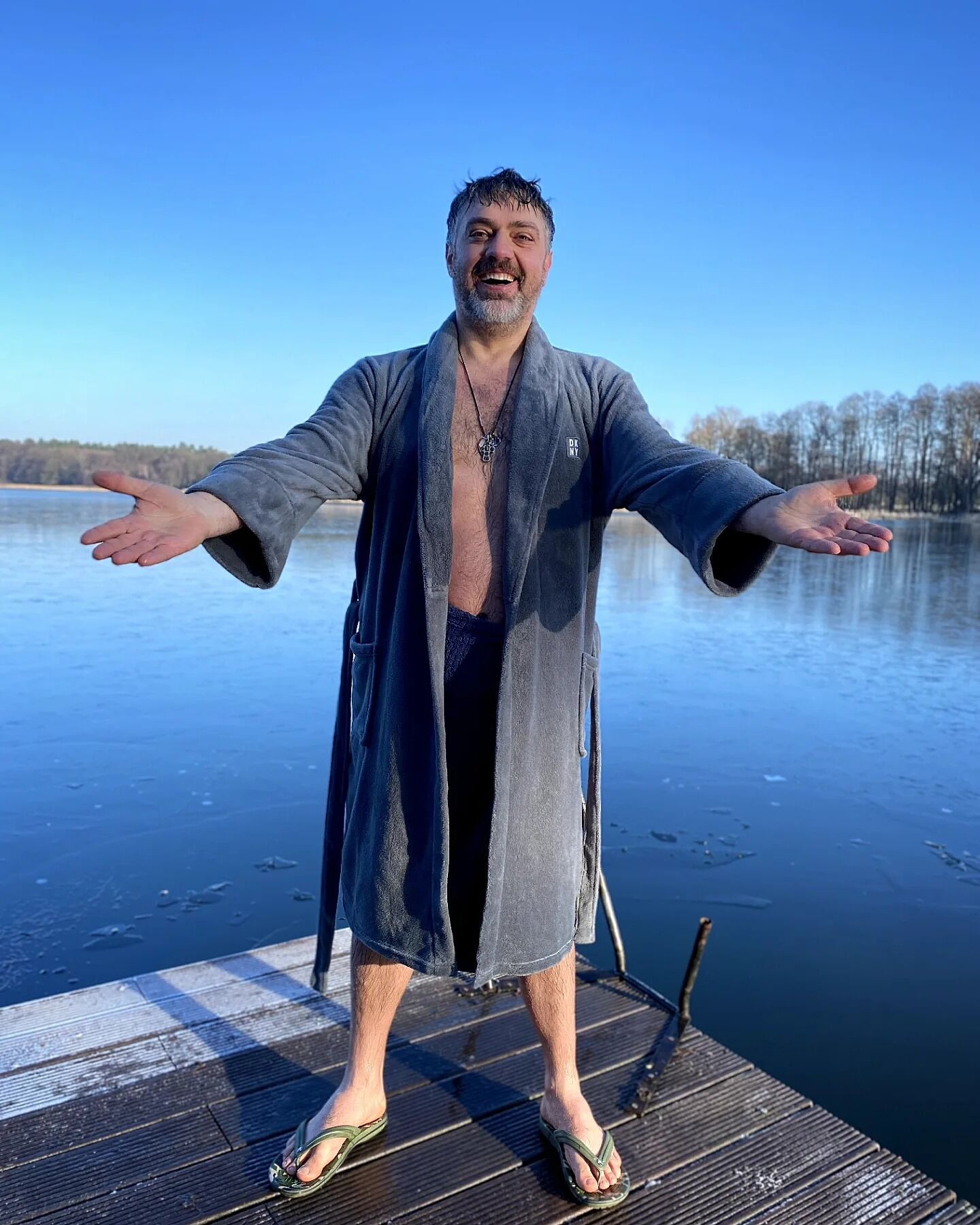 Поздравляет "дедушку" Ленина и митрополита УПЦ МП Онуфрия: как сейчас живет скандальный ведущий Дивеев-Церковный, который сбежал за границу