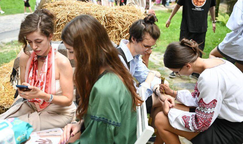 Скандал из-за русского во Львове: мужчина кричал, что говорит на "харьковском языке". Видео