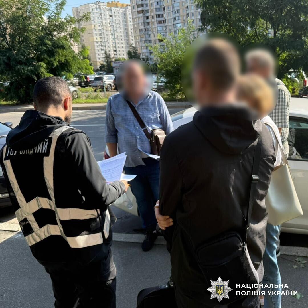 Проведены десятки обысков: в Украине разоблачили схемы уклонения от мобилизации с помощью фиктивных медсправок. Фото и видео