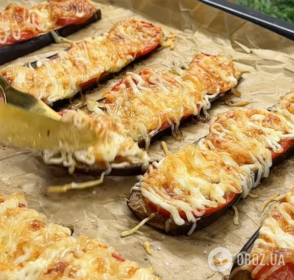 Запечені баклажани з сиром