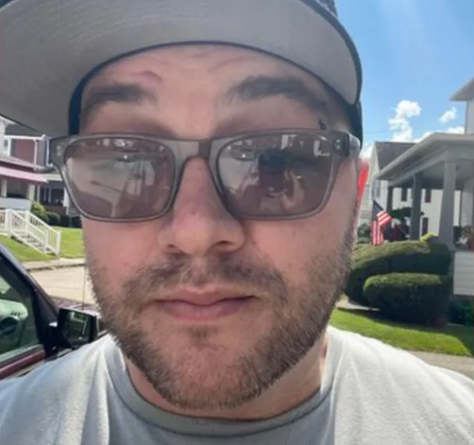 Піднявся чорний дим: у США прогримів вибух на заводі, є жертви і постраждалі. Фото і відео