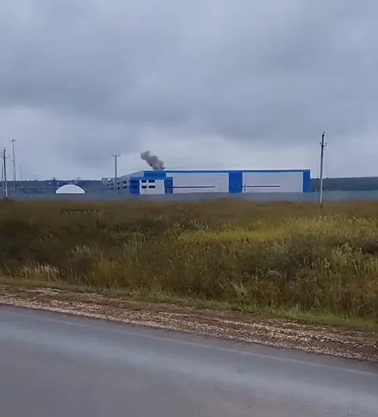 Під прицілом був логістичний центр: дрони атакували Татарстан. Відео