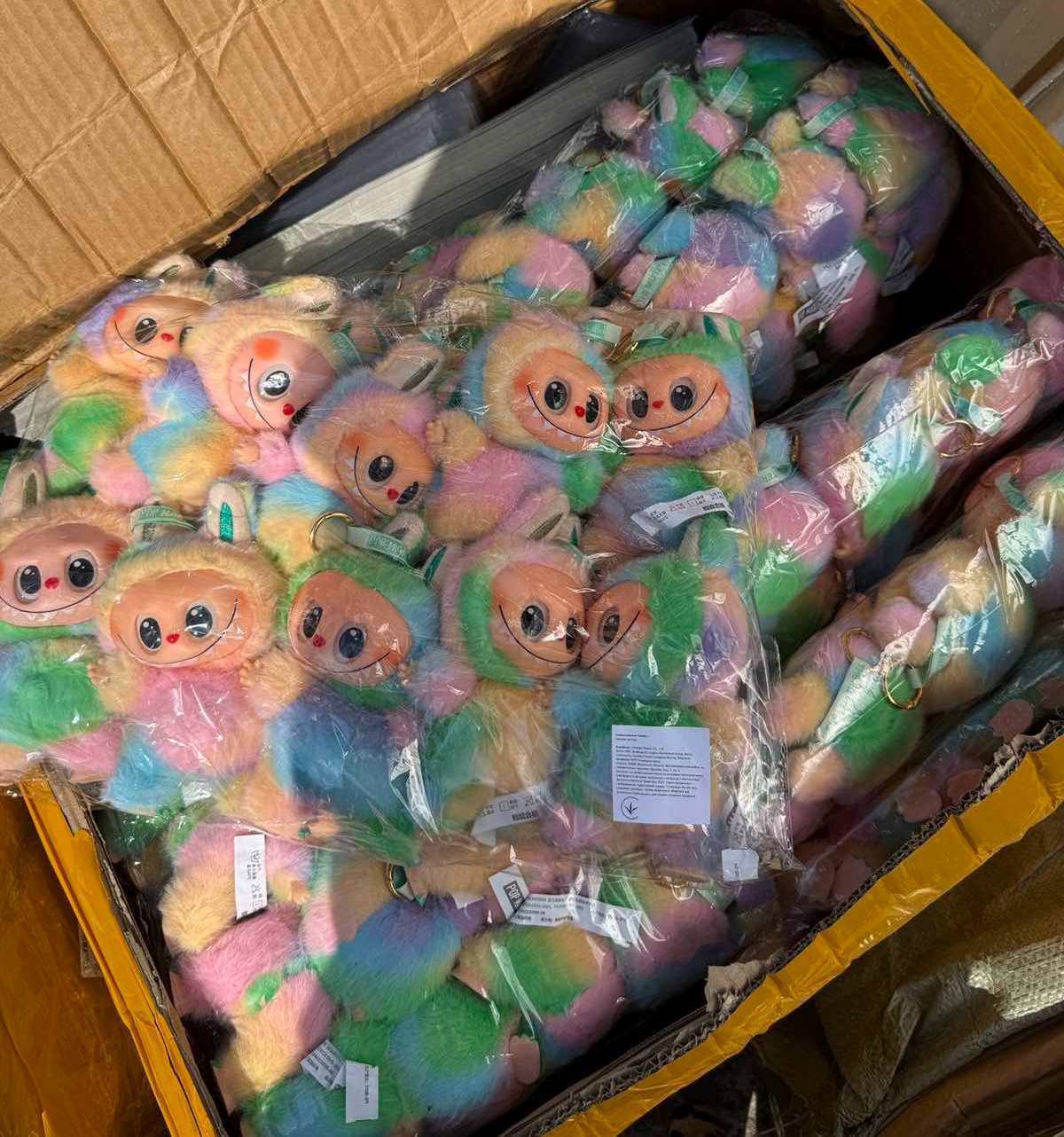 В Україну везли 16 тис. підроблених іграшок з Китаю