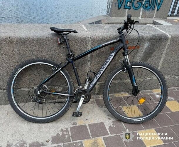 В Киеве не разминулись двое велосипедистов, один из них погиб под колесами фуры: почему проблема с велодорожками является угрожающей