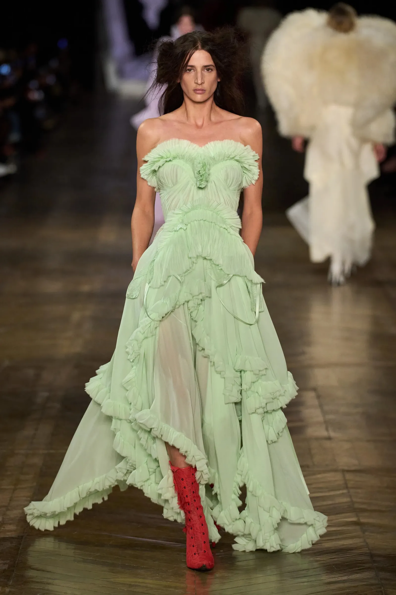 Час для яскравості: які кольори будуть у моді восени-2025