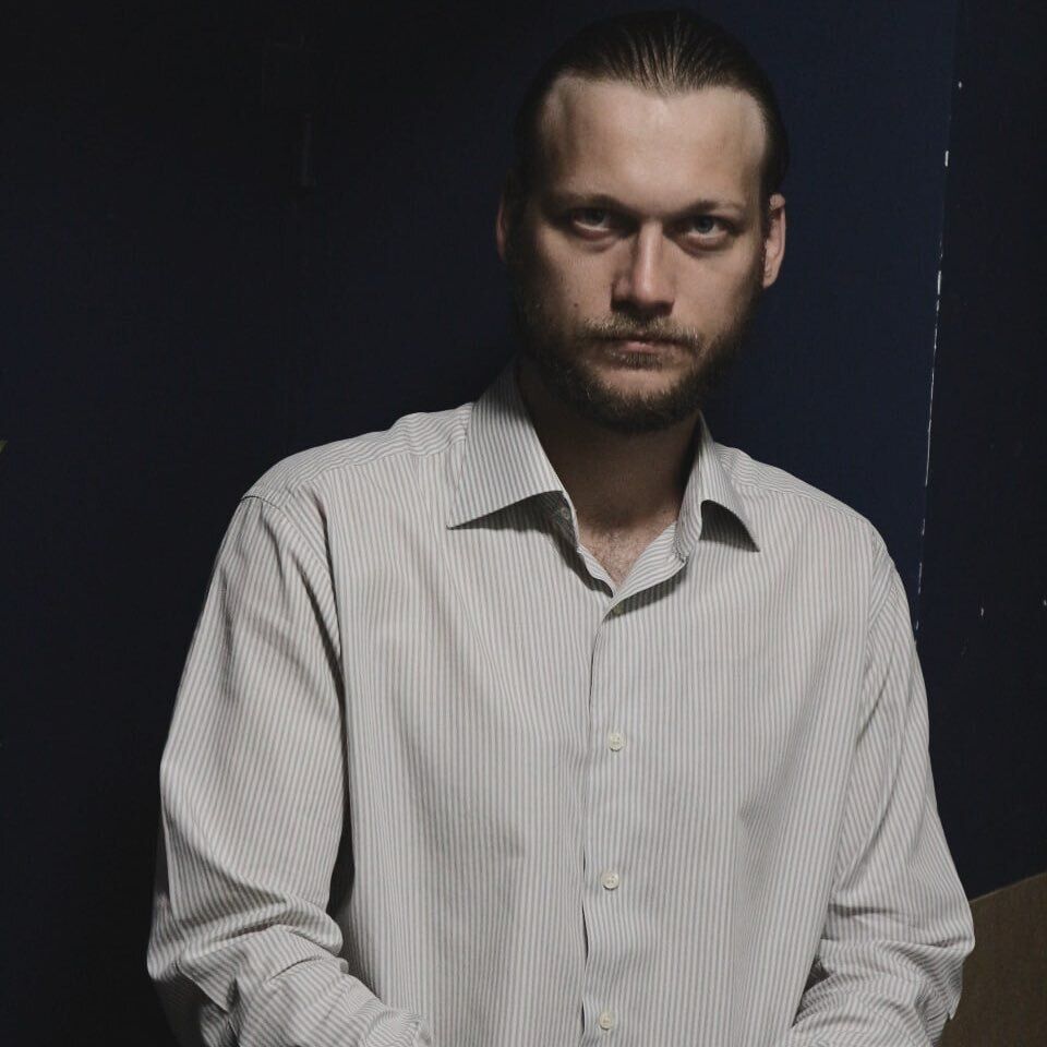 Скандал на "Золотій дзизі": актор Темляк, якого звинуватили в домашньому насильстві, публічно зрікся нагороди та назвав причину