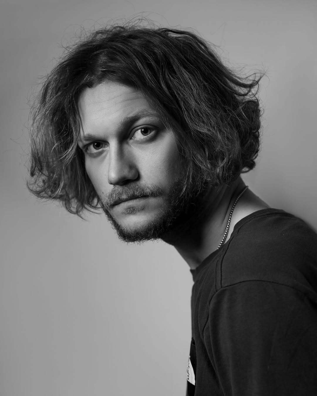 Театр на Подоле неоднозначно отреагировал на обвинения Константина Темляка в насилии: что не так с ответом