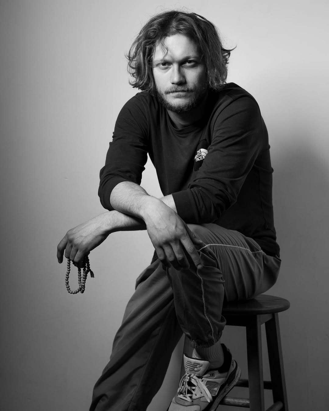 Скандал на "Золотій дзизі": актор Темляк, якого звинуватили в домашньому насильстві, публічно зрікся нагороди та назвав причину