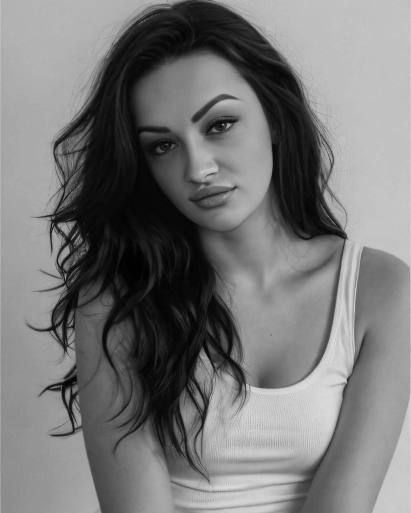 У Кам'янському "офісник" прийшов побачитися із сином і застрелив дружину: раніше чоловік нападав на жінку й замовляв побиття