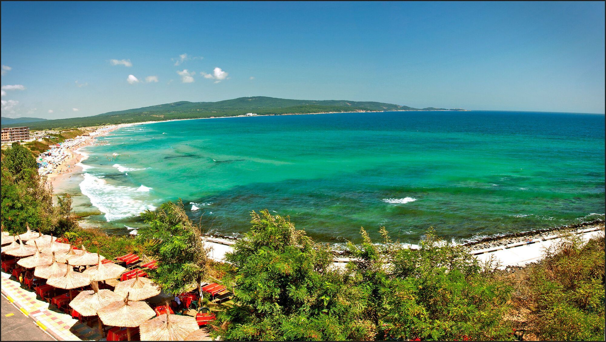 Пляжный рай в Европе бьет рекорды туризма: в какой стране расположен