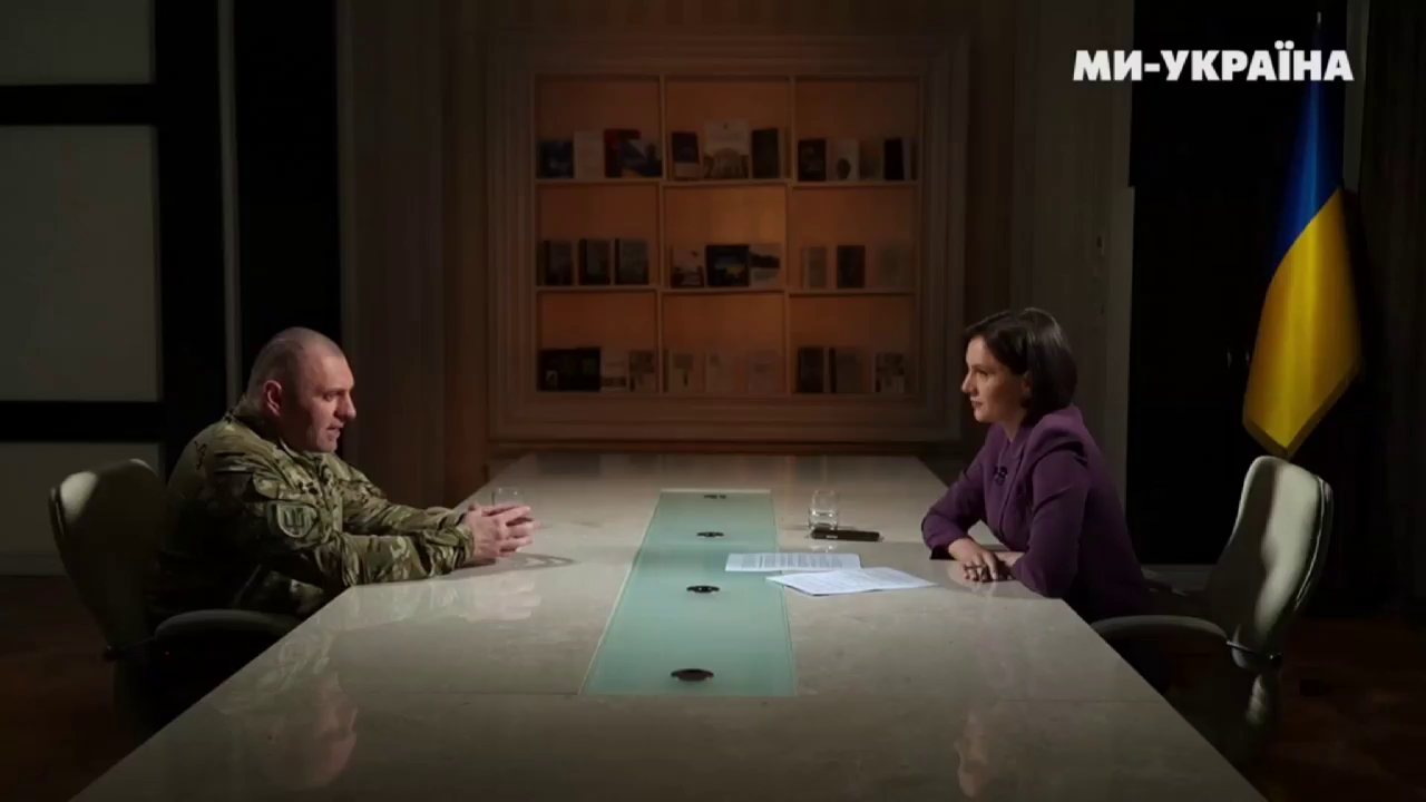 Тепер це аварійна конструкція: Малюк розповів подробиці ударів СБУ по Керченському мосту