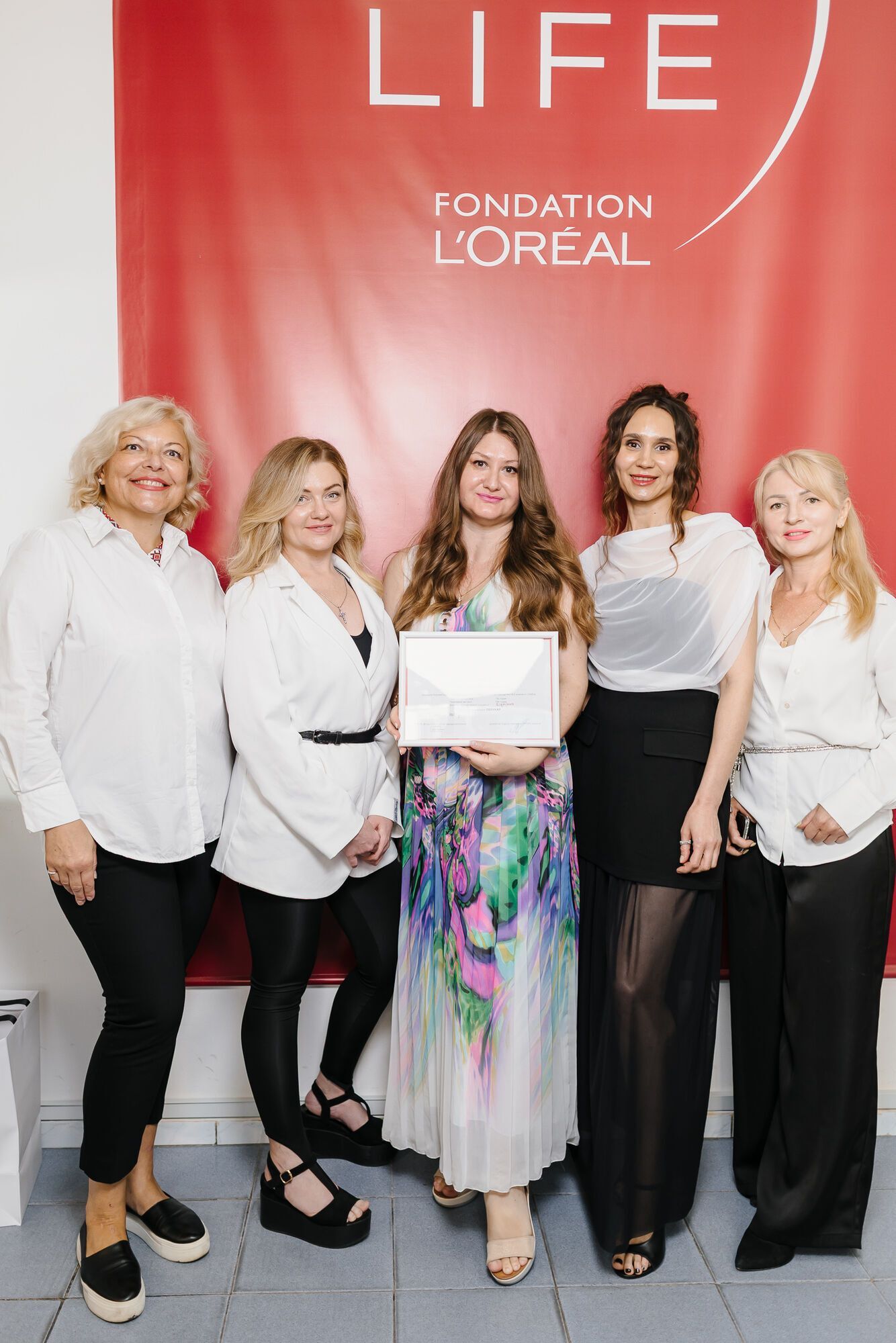 Краса, що надихає: як L’Oréal Україна допомагає українкам змінювати життя