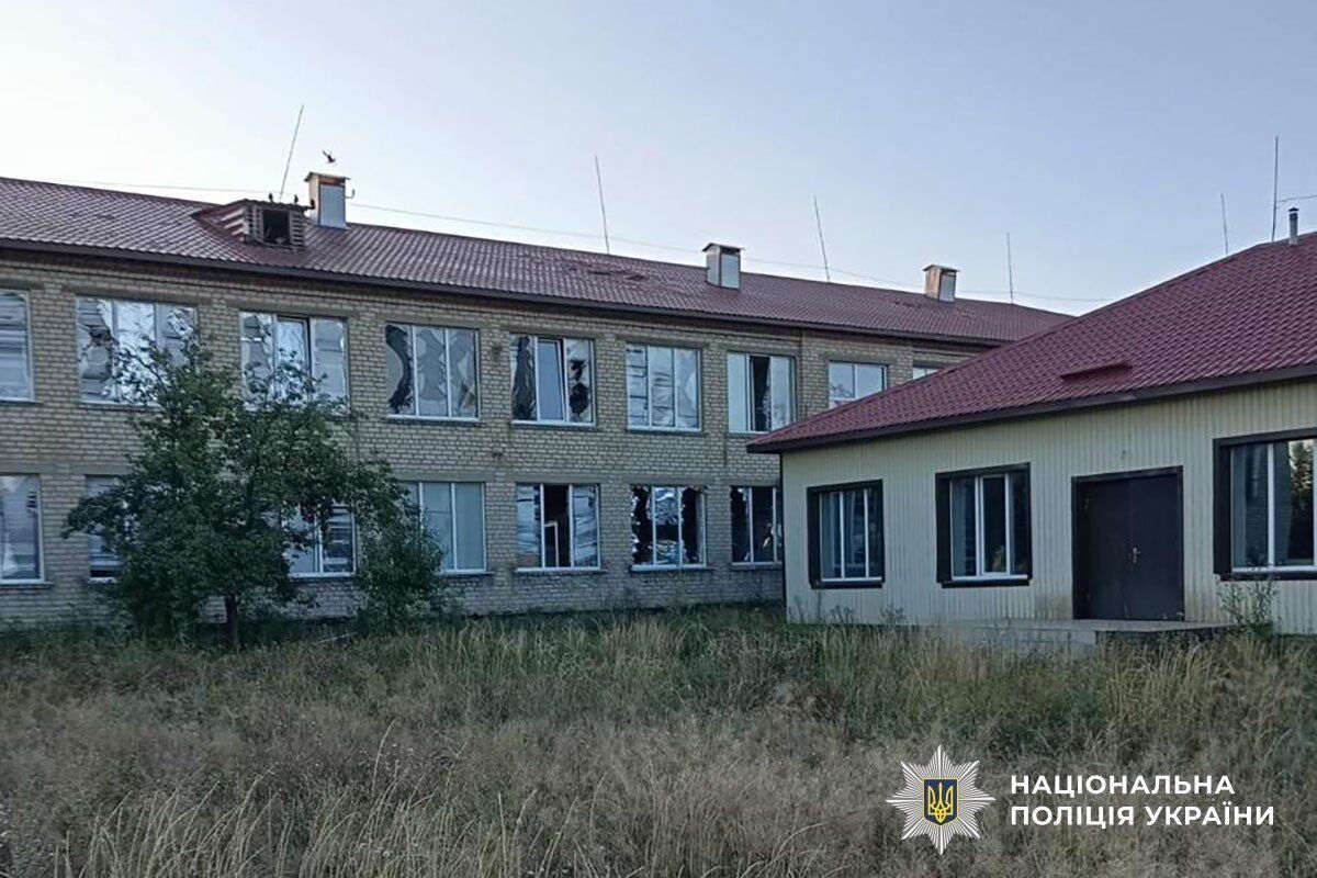 Росіяни атакували карету швидкої і легкові авто на Херсонщині та Донеччині: є загиблі й поранені. Фото