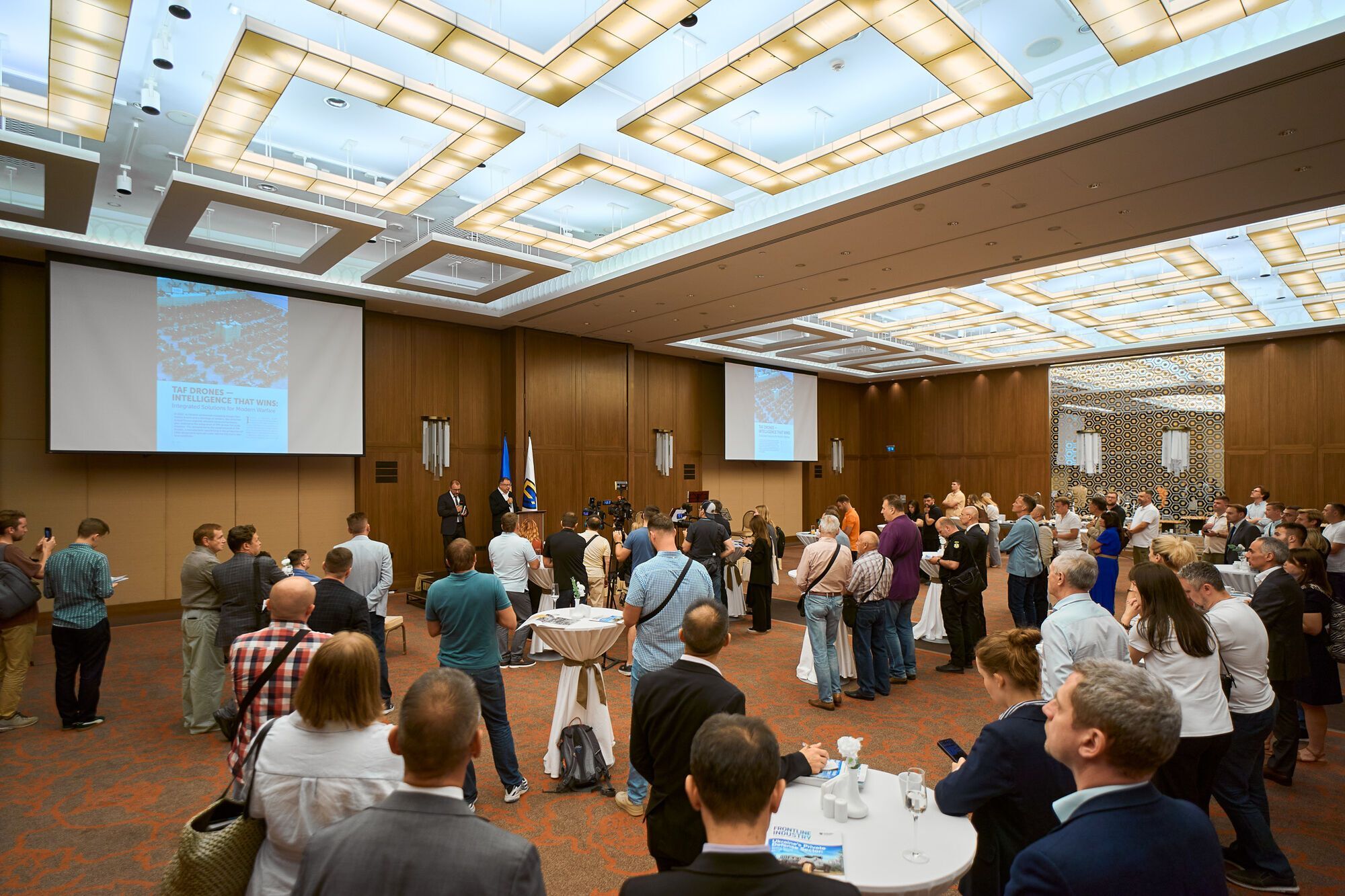 Frontline Industry: NAUDI выпустила англоязычный журнал об украинском и мировом оружии