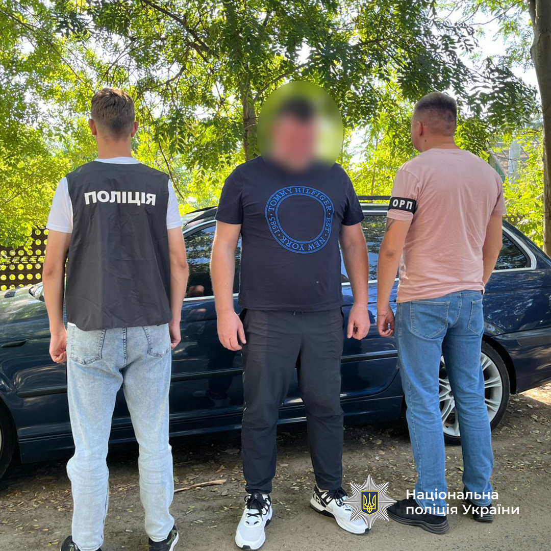 Организовывали выезд в пять стран: полиция перекрыла десятки каналов незаконной переправки лиц за границу. Фото