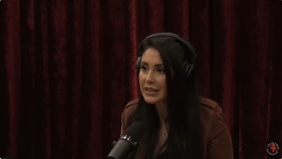 Конгресвумен з орбіти Трампа заявила, що США мають докази існування "міжвимірних істот"