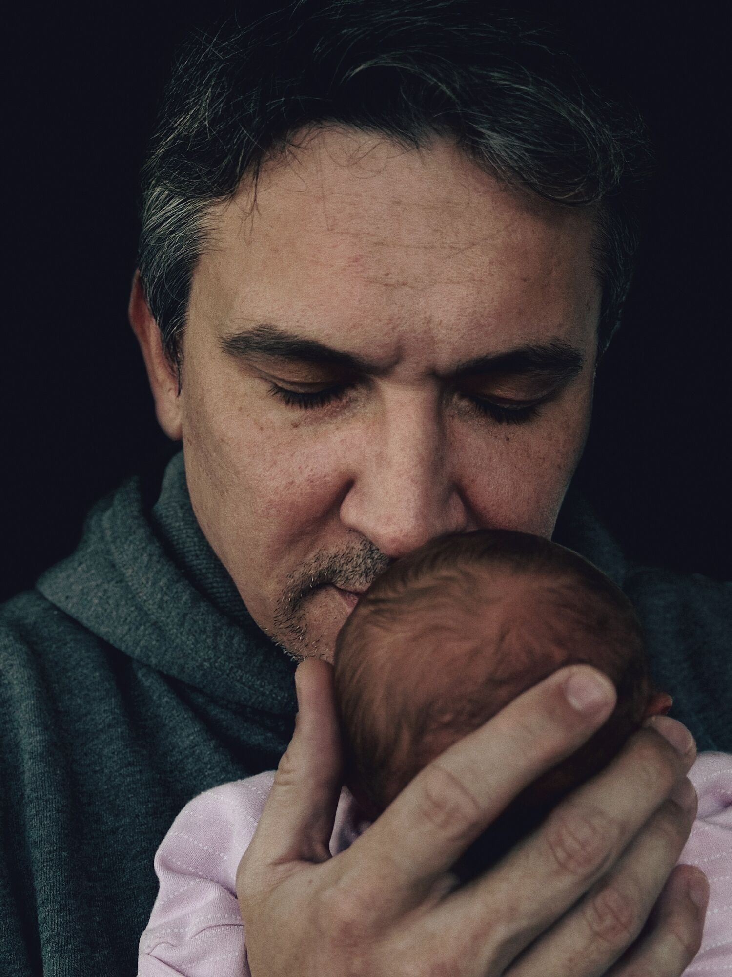 "Коли чую "мова тут ні до чого" – закипаю". Сергій Кисіль – про росіян у Києві, колегу-зрадника в Москві та родичів, які вірять у НАТО на Майдані