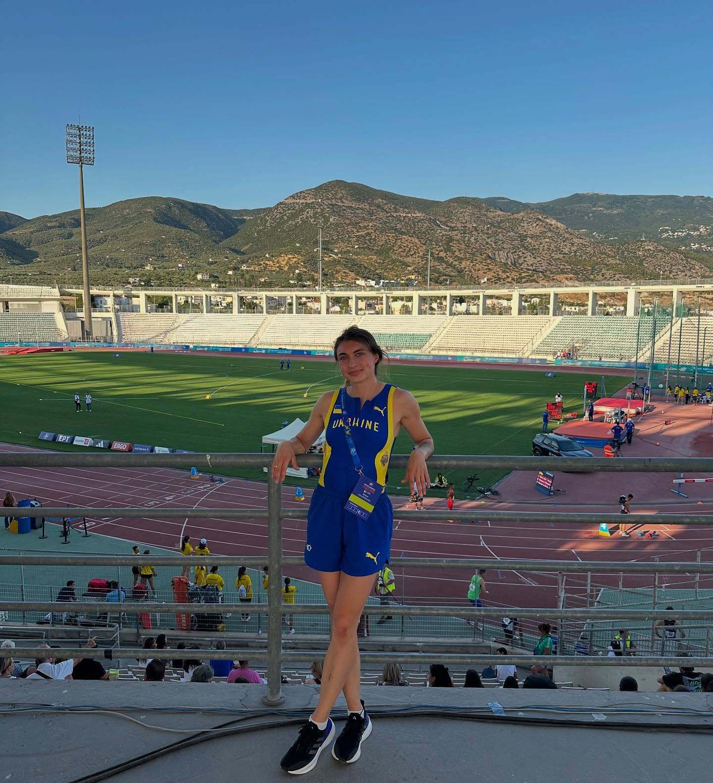 Який вигляд має 24-річна українська красуня-легкоатлетка, яка сенсаційно виборола "золото" Континентального туру в Єрусалимі. Фото