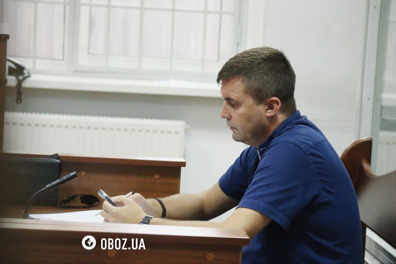 Убийство подростка на фуникулере в Киеве: подозреваемый поссорился с матерью парня во время заседания по избранию меры пресечения. Фото и видео