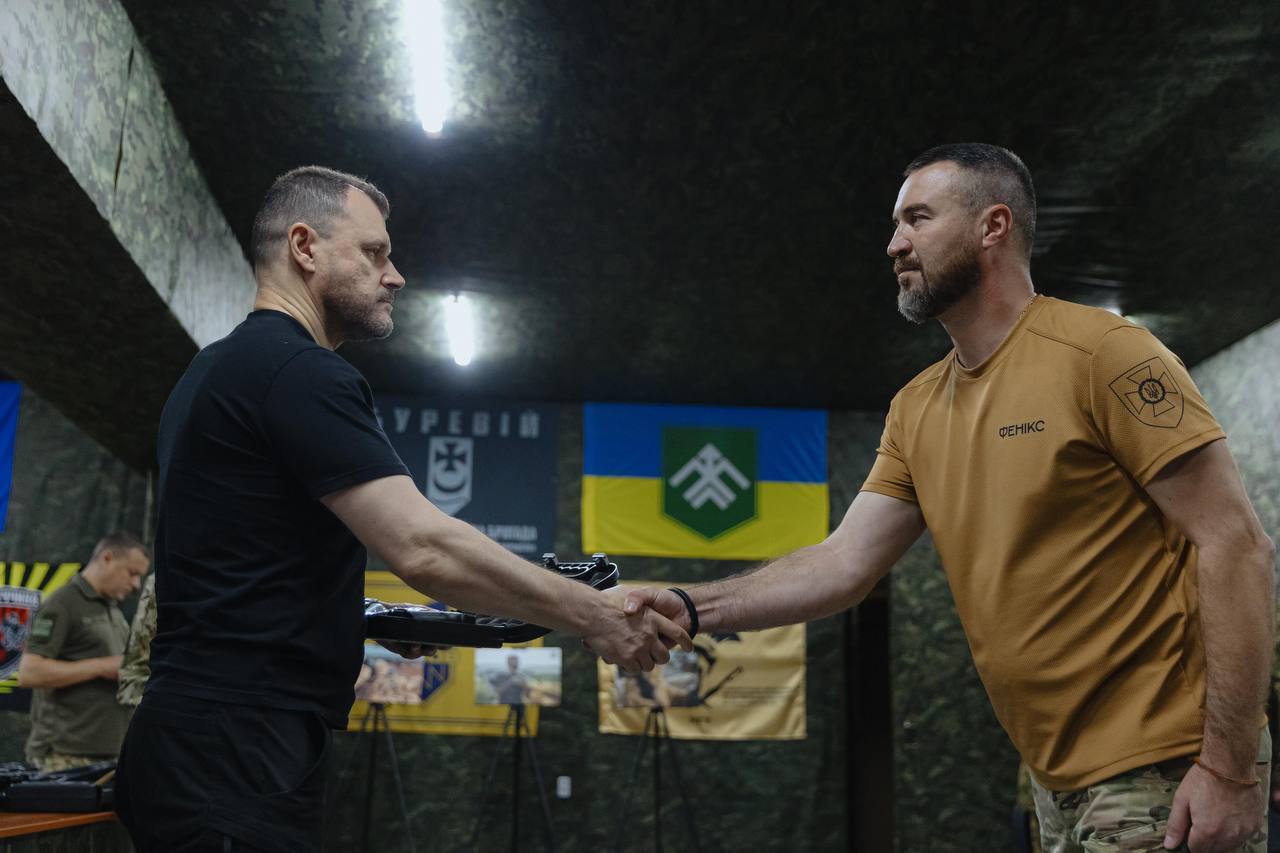 Ликвидировано более 150 оккупантов: министр МВД посетил Донецкую область и рассказал об отражении наступления врага. Фото