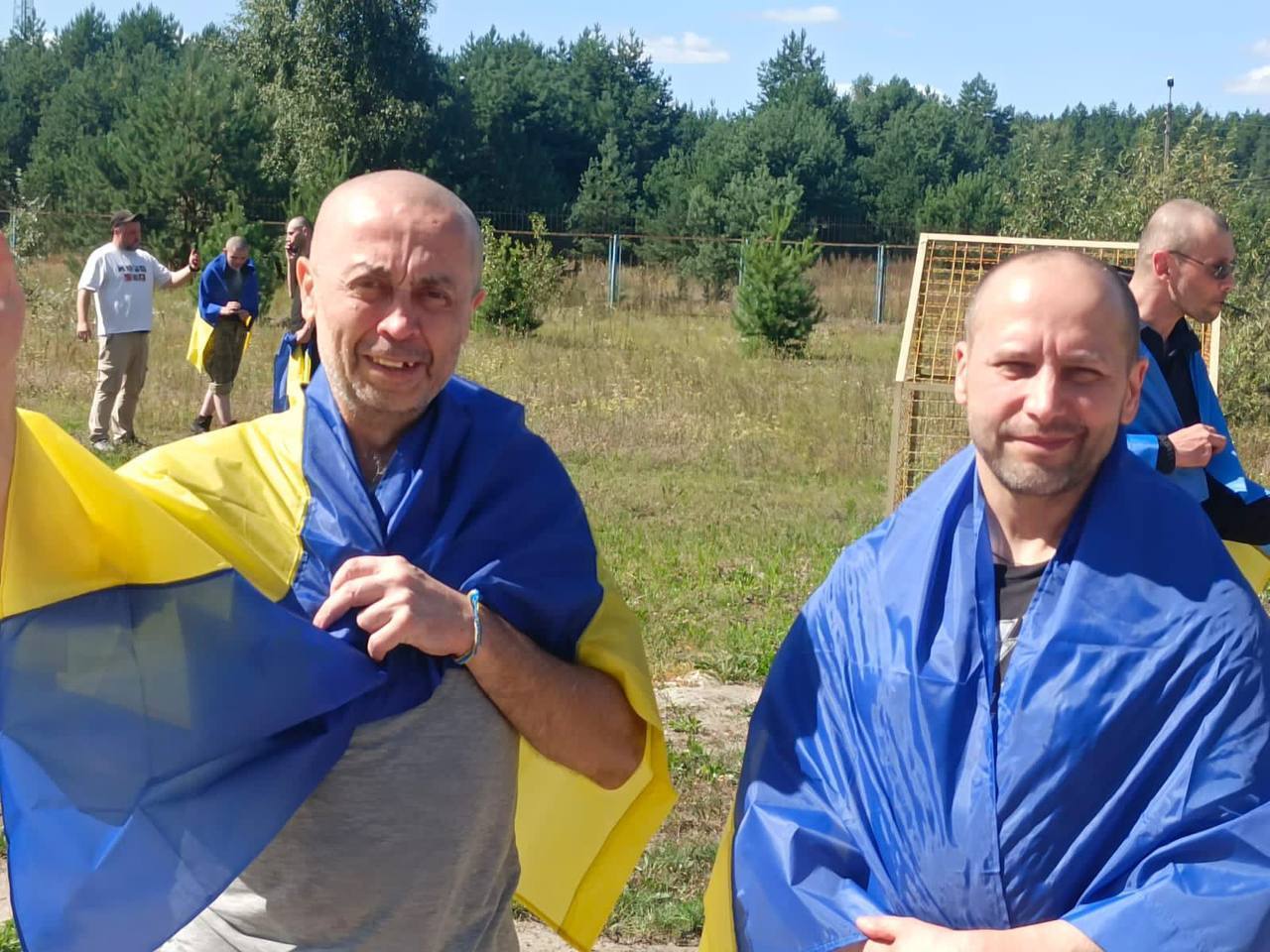 Почти всем нужна медицинская помощь и реабилитация: состоялся обмен пленными между Украиной и РФ. Фото и видео