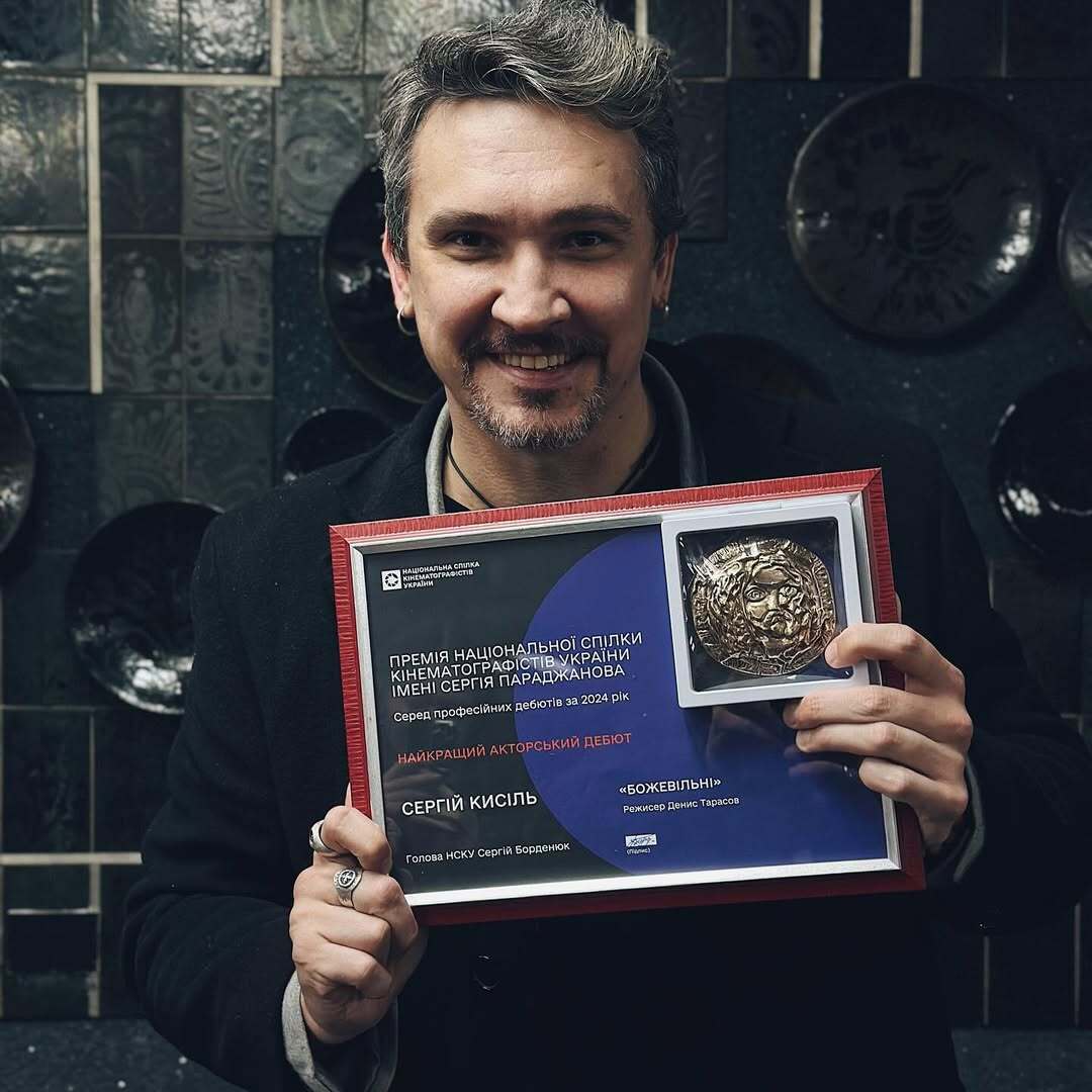 "Коли чую "мова тут ні до чого" – закипаю". Сергій Кисіль – про росіян у Києві, колегу-зрадника в Москві та родичів, які вірять у НАТО на Майдані