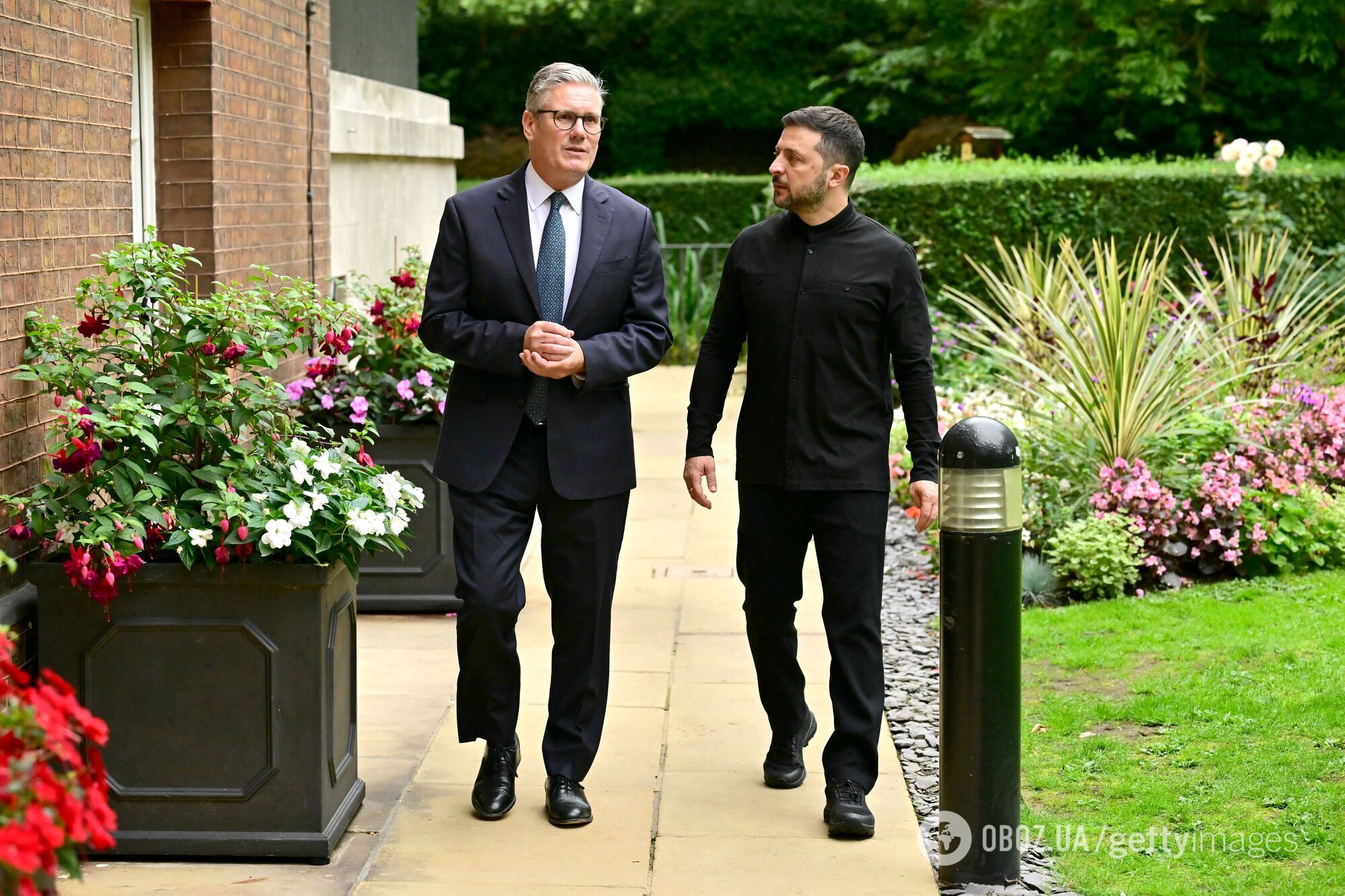 Зеленский прибыл с визитом в Лондон и встретился со Стармером: все подробности. Фото и видео