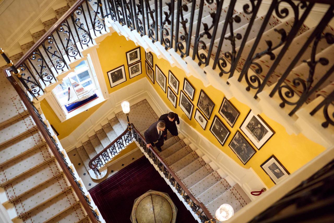 Зеленский прибыл с визитом в Лондон и встретился со Стармером: все подробности. Фото и видео