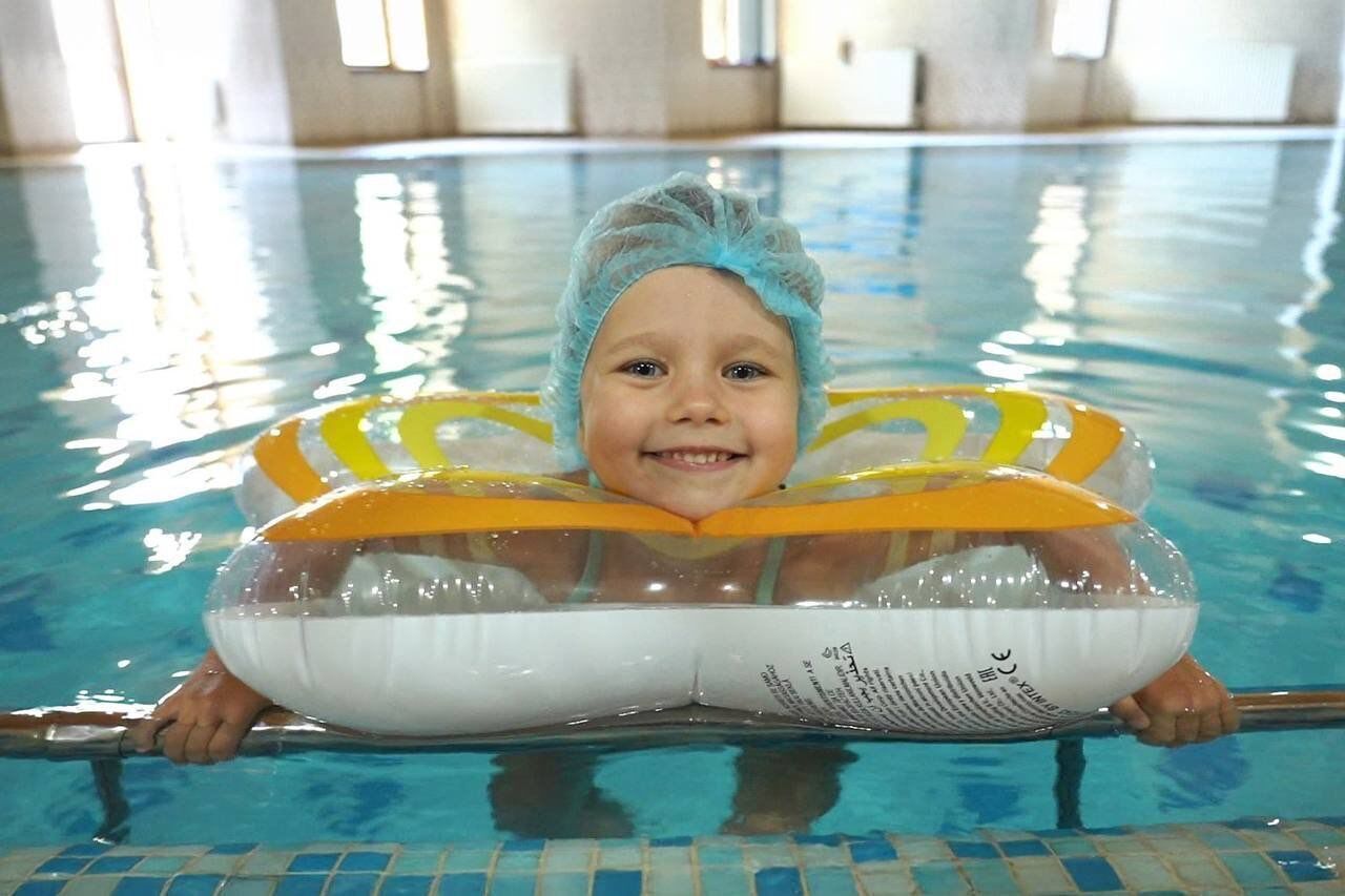 "Дитина щаслива": 4-річна Афіна з Кривого Рогу пройшла курс реабілітації від Фонду Ріната Ахметова